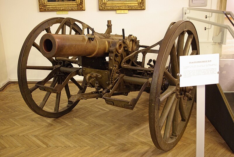 File:10cm Feldhaubitze M99 im HGM Wien.jpg